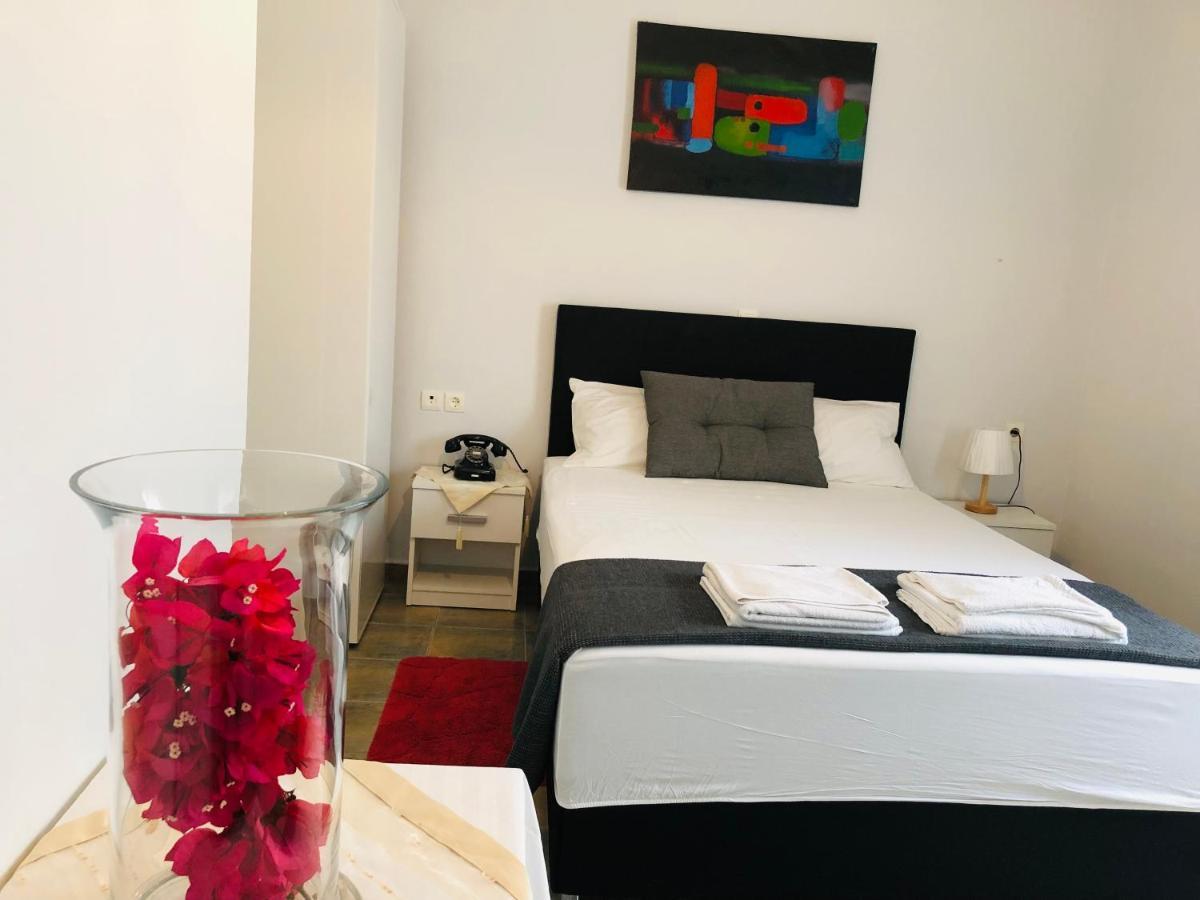 Stamatias Home, Fully Equipped Cottage 5 Minutes From The Sea Chrissi Akti Chania Exterior foto