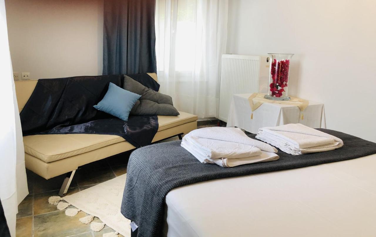 Stamatias Home, Fully Equipped Cottage 5 Minutes From The Sea Chrissi Akti Chania Exterior foto
