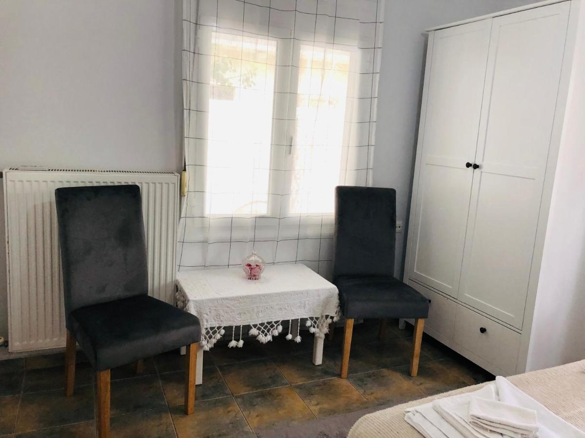 Stamatias Home, Fully Equipped Cottage 5 Minutes From The Sea Chrissi Akti Chania Exterior foto